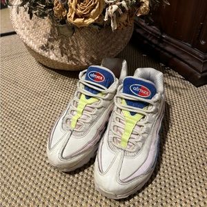 Nike Air Max 95 SE Women's Shoe